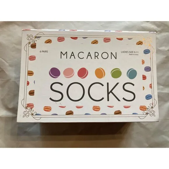 Women's 17-Pair Mixed Socks Gift Box Set - Decorative Themed, New in Box - Picture 5 of 14